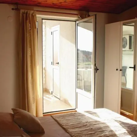 House Roso Apartman Makarska