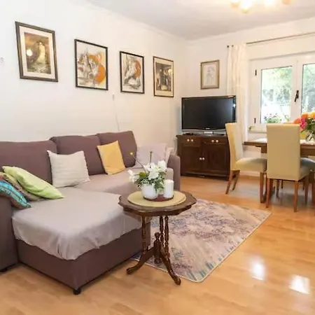 House Roso Apartman *