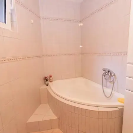 House Roso Apartman *